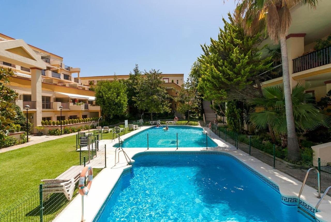 Oleholidays 216 Romana Playa Primera Linea Playa Marbella Exterior photo